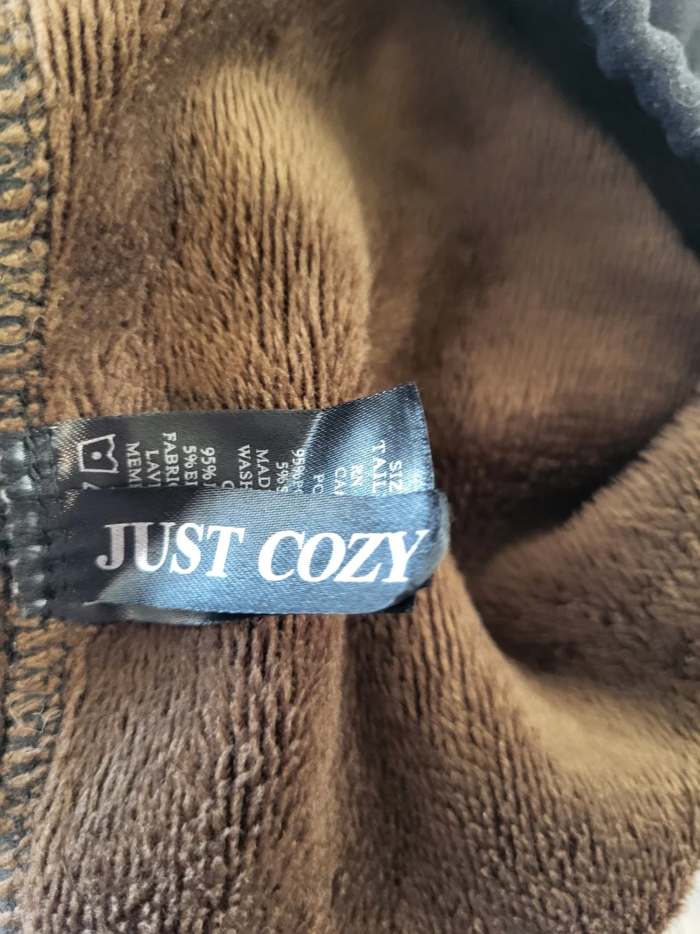 Women’s Black Heart Print Leggings - Picture 3 of 5